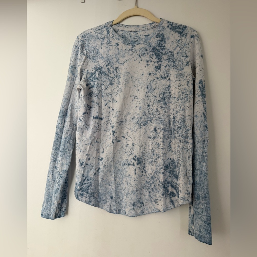 lululemon athletica Blue Tie-Dye Long Sleeve Tee